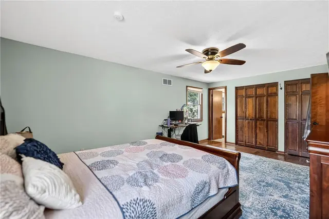 269 Kinvara Drive gallery image 21