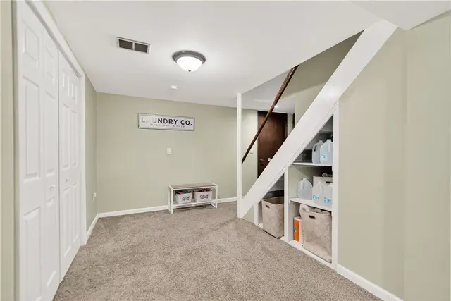 269 Kinvara Drive gallery image 45