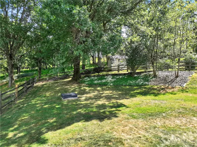 269 Kinvara Drive gallery image 48