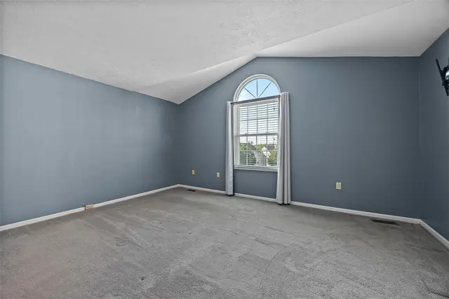 2692 Hunters Point Dr gallery image 7