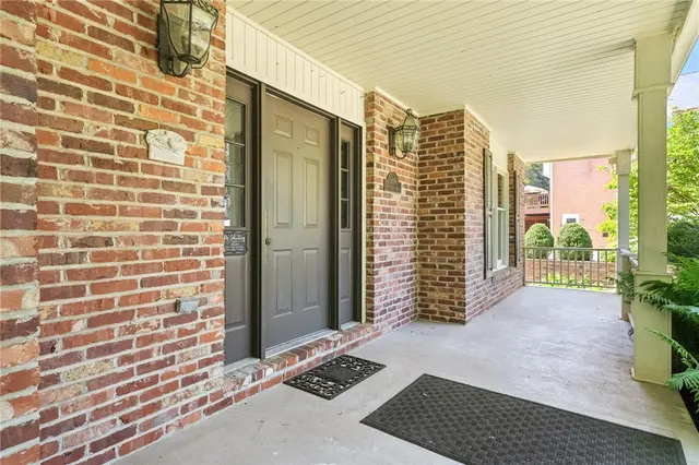 2696 Timberglen Dr gallery image 8