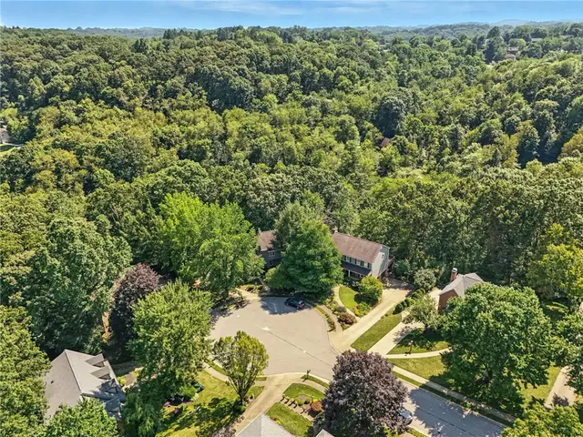 2696 Timberglen Dr gallery image 26