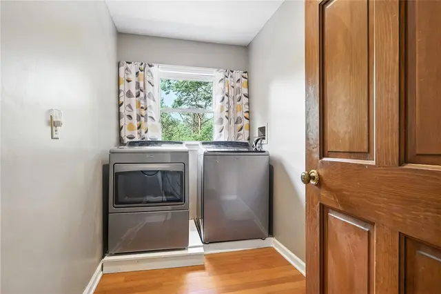 2696 Timberglen Dr gallery image 29