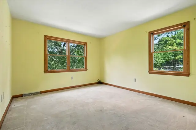 2696 Timberglen Dr gallery image 31