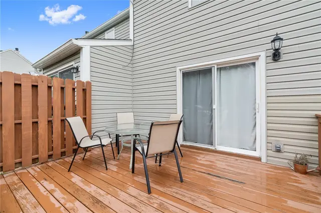 2708 Hunters Point Dr gallery image 6