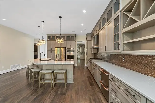 271 Jefferson Ln gallery image 4