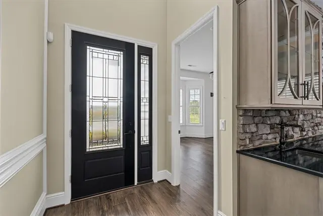 271 Jefferson Ln gallery image 11