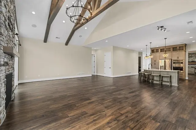 271 Jefferson Ln gallery image 19