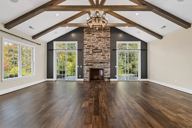 271 Jefferson Ln gallery image 21