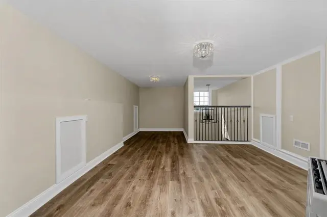 271 Jefferson Ln gallery image 22