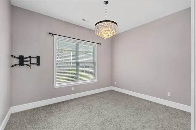 271 Jefferson Ln gallery image 27