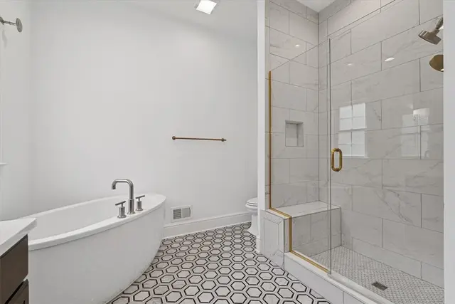 271 Jefferson Ln gallery image 32