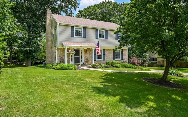 2712 CHAMPLAIN