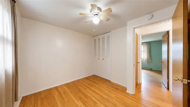2714 Tillia St gallery image 20