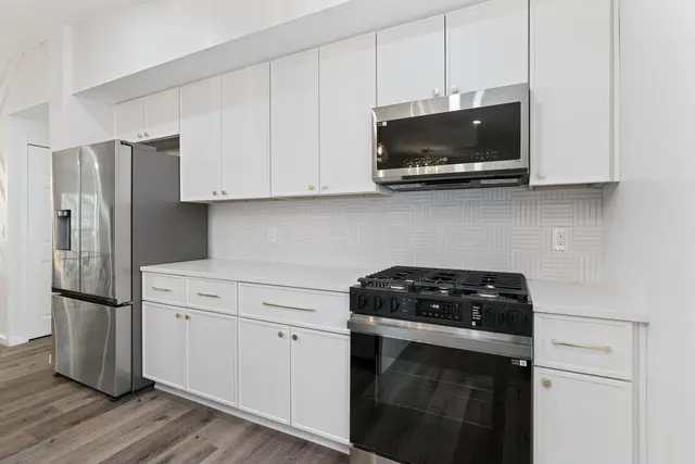 2715 Otterbein Dr gallery image 10