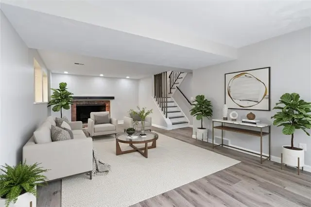 2715 Otterbein Dr gallery image 26