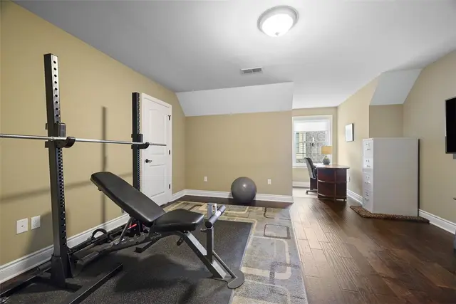 2723 Flat Stone Ct gallery image 3