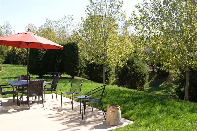 2723 Flat Stone Ct gallery image 4