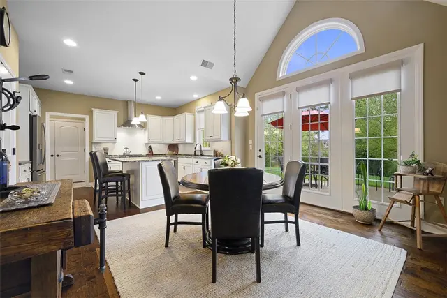 2723 Flat Stone Ct gallery image 6