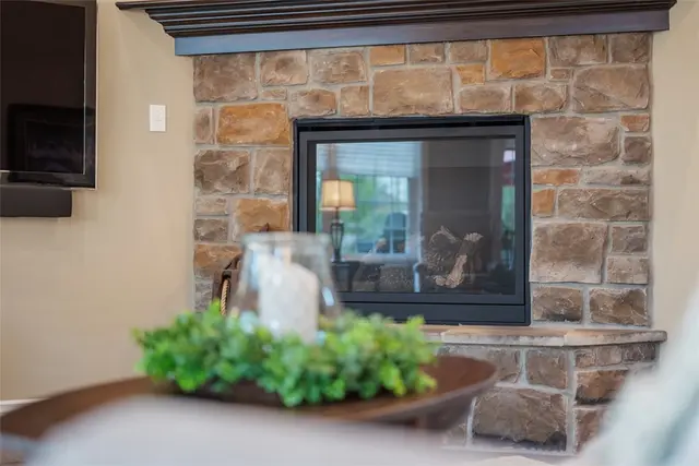 2723 Flat Stone Ct gallery image 7