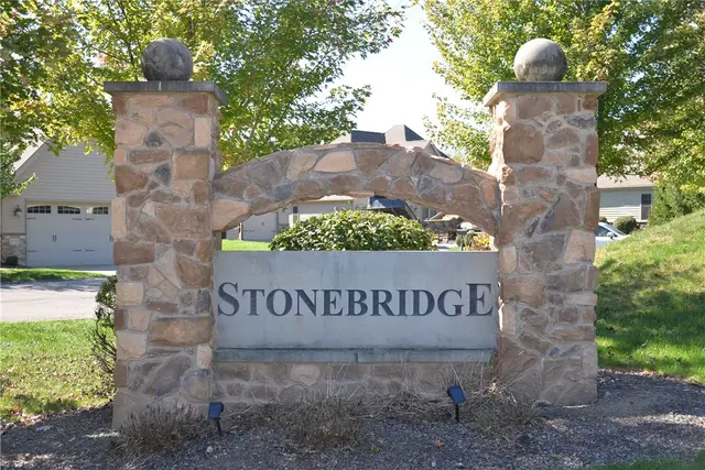 2723 Flat Stone Ct gallery image 14