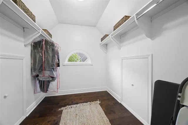 2723 Flat Stone Ct gallery image 19