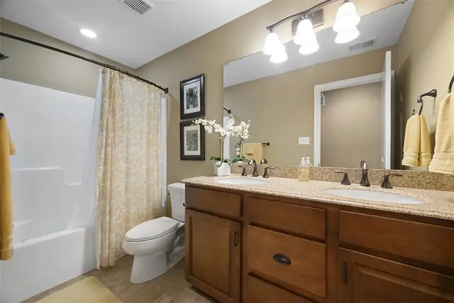 2723 Flat Stone Ct gallery image 31