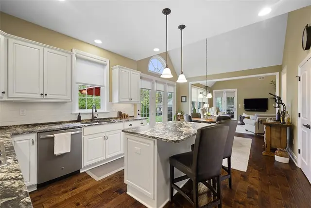 2723 Flat Stone Ct gallery image 35