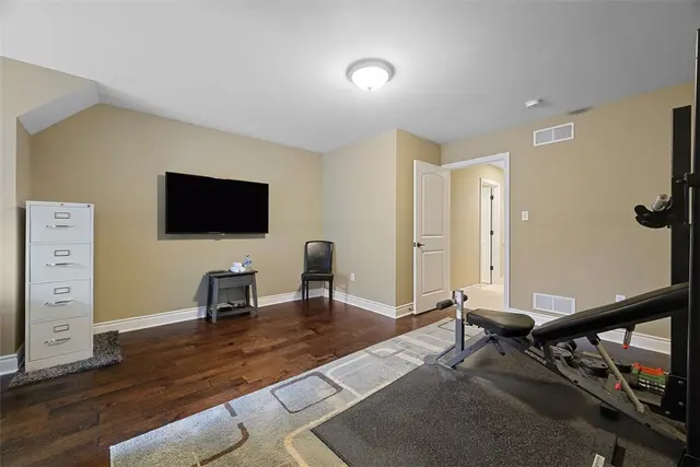 2723 Flat Stone Ct gallery image 36