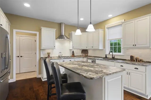 2723 Flat Stone Ct gallery image 47