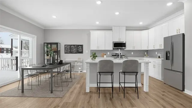 2724 Marra Drive gallery image 3