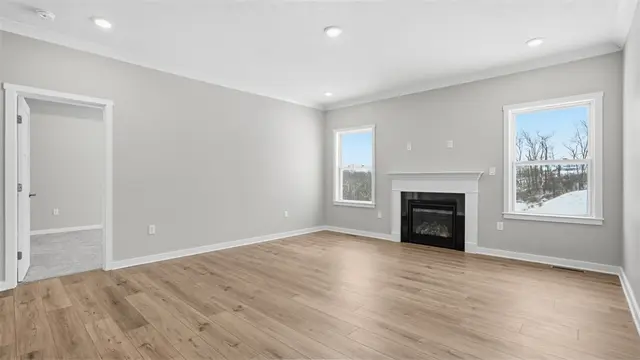 2724 Marra Drive gallery image 8