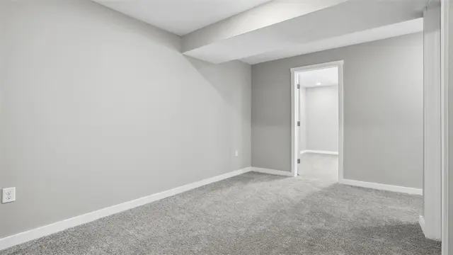2724 Marra Drive gallery image 22