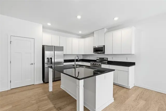 2730 Marra Drive gallery image 5
