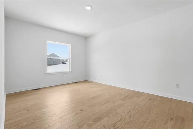 2730 Marra Drive gallery image 15