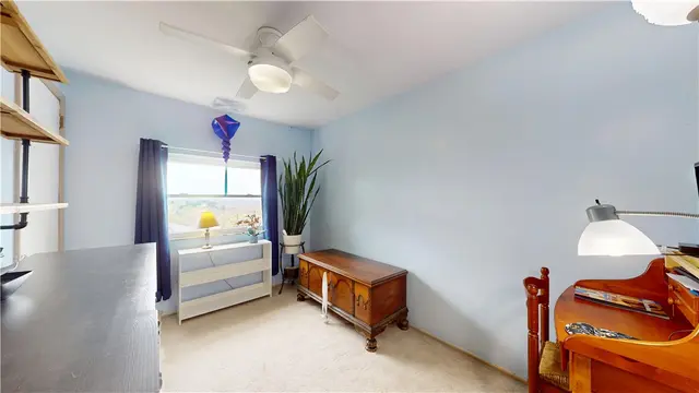 2732 Tillia gallery image 23