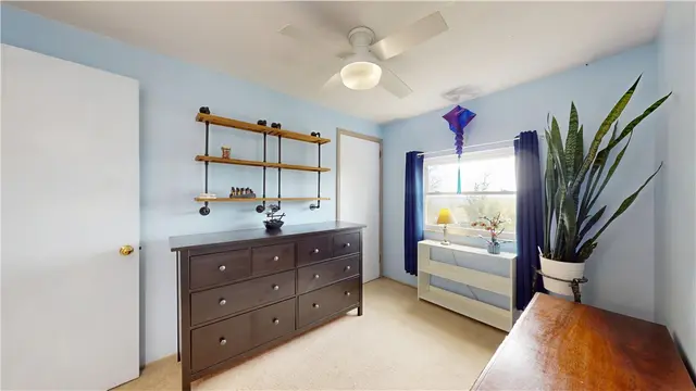 2732 Tillia gallery image 25