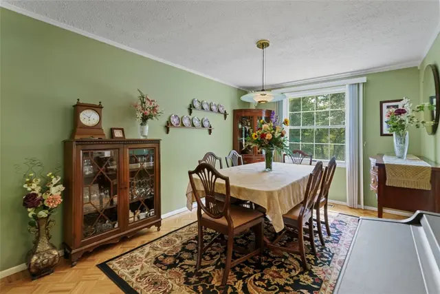 274 Kettering Cir gallery image 18