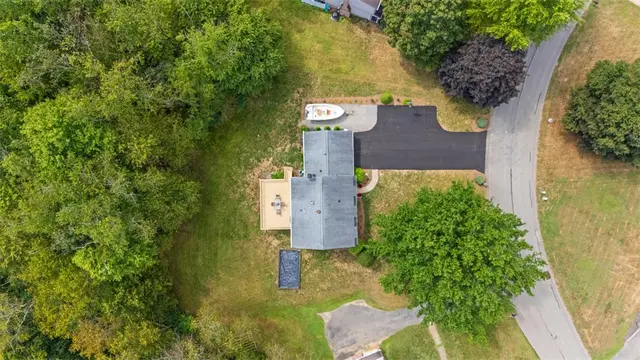 274 Kettering Cir gallery image 34
