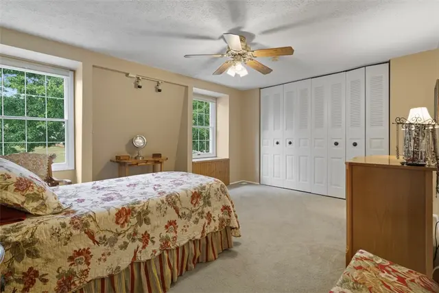274 Kettering Cir gallery image 42