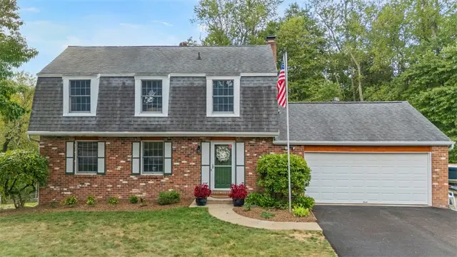 274 Kettering Cir