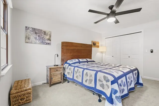 2752 SHAMROCK gallery image 34