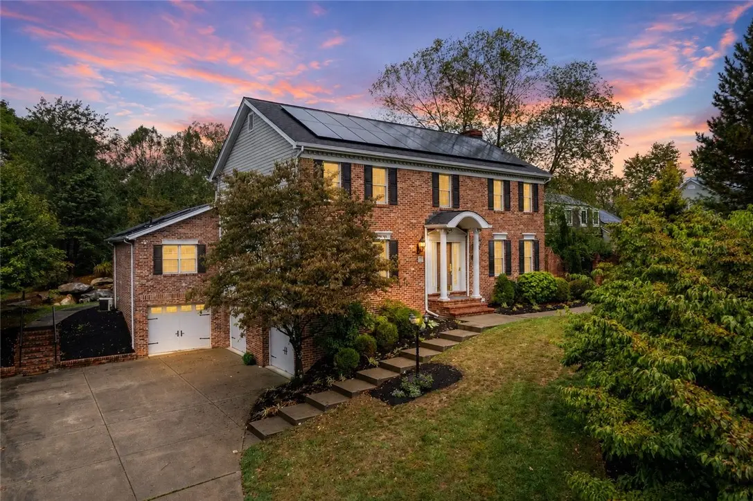 2779 Clearview