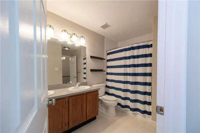 2785 Drake Ct gallery image 17
