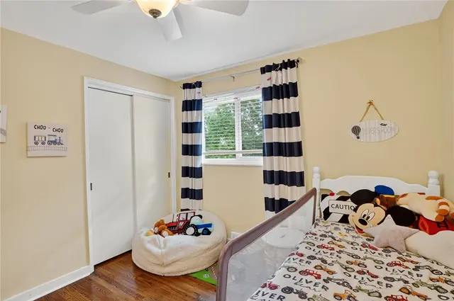 2796 Clearview Rd gallery image 3