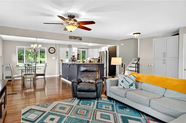 2796 Clearview Rd gallery image 11