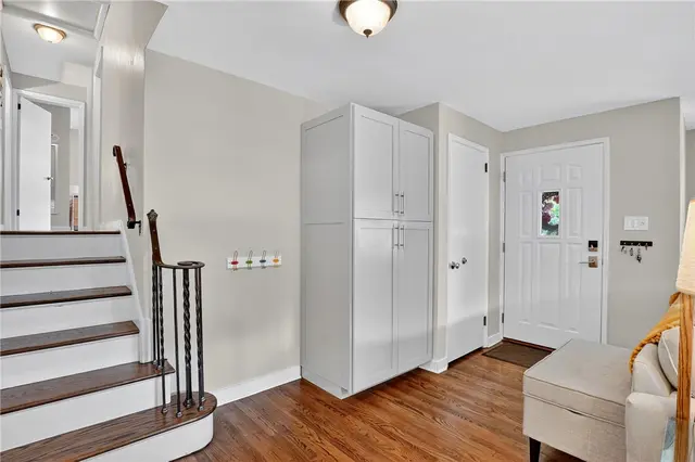 2796 Clearview Rd gallery image 13