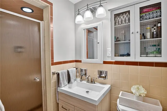 2796 Clearview Rd gallery image 17
