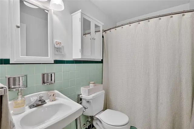 2796 Clearview Rd gallery image 24