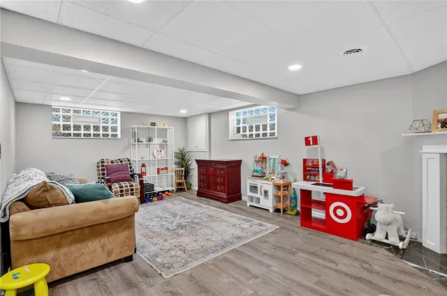 2796 Clearview Rd gallery image 25